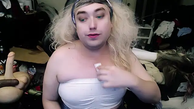 Chrissie Ohna online show from 10, 2, 2025