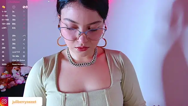 juli05star20 online show from 18, 11, 2025