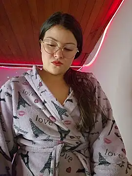 Snapshot of juli05star20 chatting on 22, 5, 2026 juli05star20 online show from 22, 5, 2026