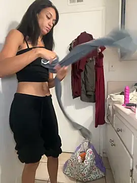 Snapshot of starrynikki chatting on 15, 10, 2025 starrynikki online show from 15, 10, 2025