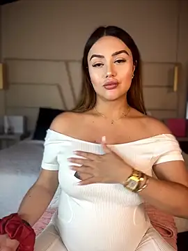 Snapshot of Miss_ary chatting on 19, 5, 2026 Miss ary online show from 19, 5, 2026