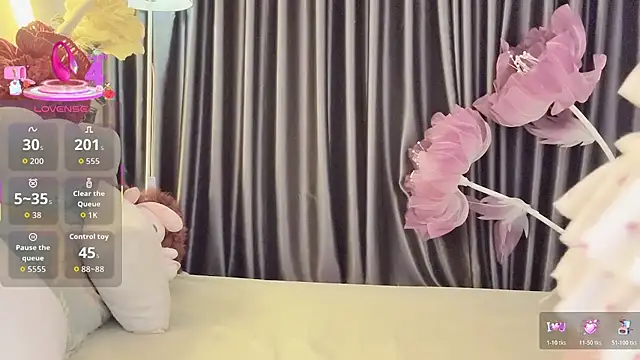 Nacy-Moonlight online show from 26, 10, 2025