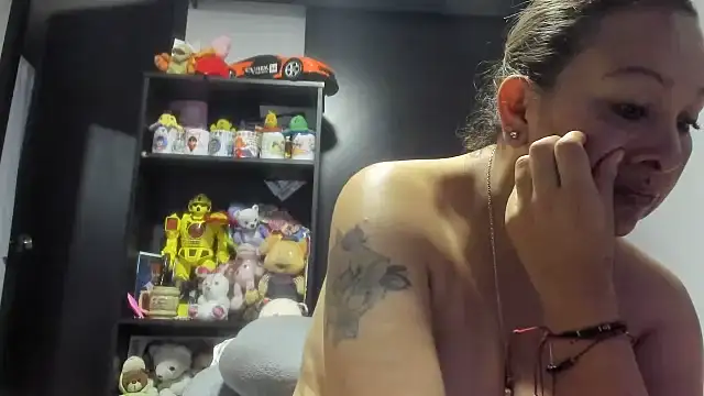 katty squirt08 online show from 31, 3, 2026