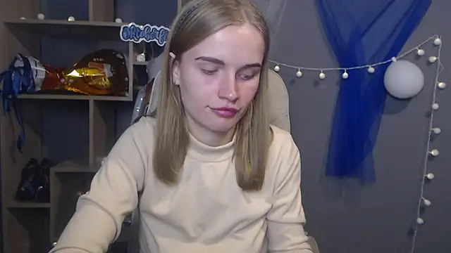 Snapshot of MargaritaKiss chatting on 5, 10, 2025 MargaritaKiss online show from 5, 10, 2025