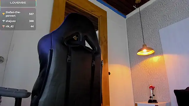 CloeRodriguez online show from 21, 4, 2026