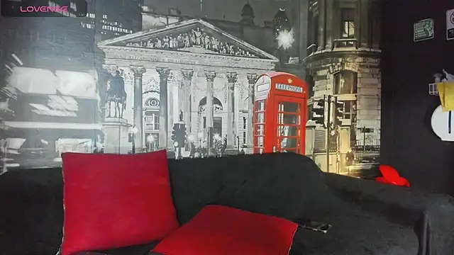 Snapshot of CloeRodriguez chatting on 6, 5, 2026 CloeRodriguez online show from 6, 5, 2026