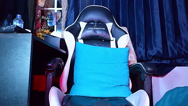 the dog lian online show from 1, 4, 2026