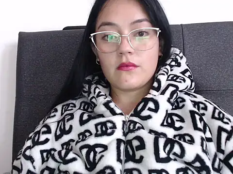 Snapshot of Alisha_99 chatting on 12, 4, 2026 Alisha 99 online show from 12, 4, 2026