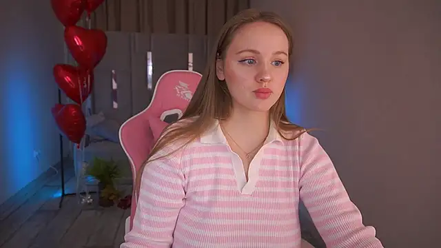 LylaYeess online show from 17, 2, 2025