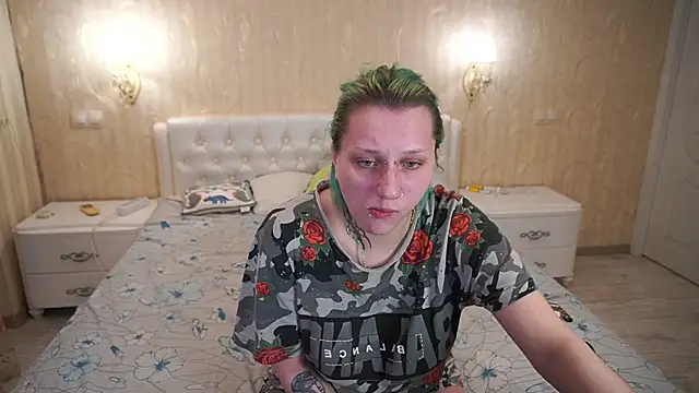 Snapshot of LunaaMayy chatting on 24, 4, 2026 LunaaMayy online show from 24, 4, 2026