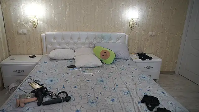 LunaaMayy online show from 21, 4, 2026