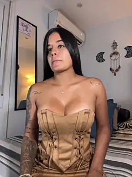 EmelyRogers online show from 17, 9, 2025