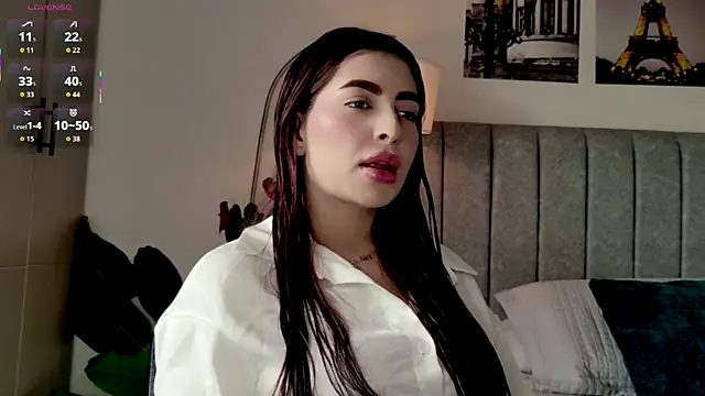 Snapshot of caralella chatting on 17, 5, 2026 caralella online show from 17, 5, 2026