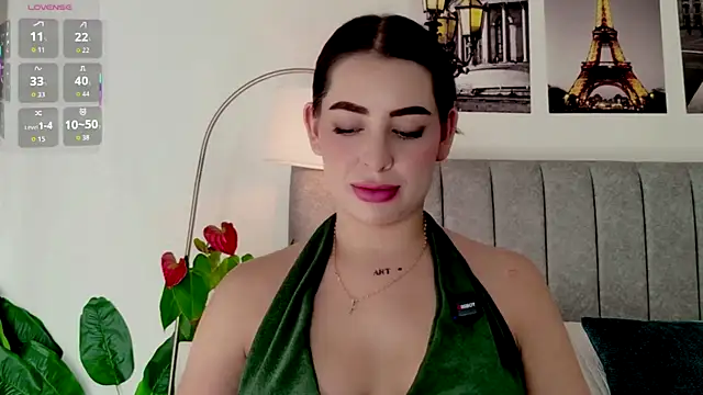 Snapshot of caralella chatting on 28, 4, 2026 caralella online show from 28, 4, 2026
