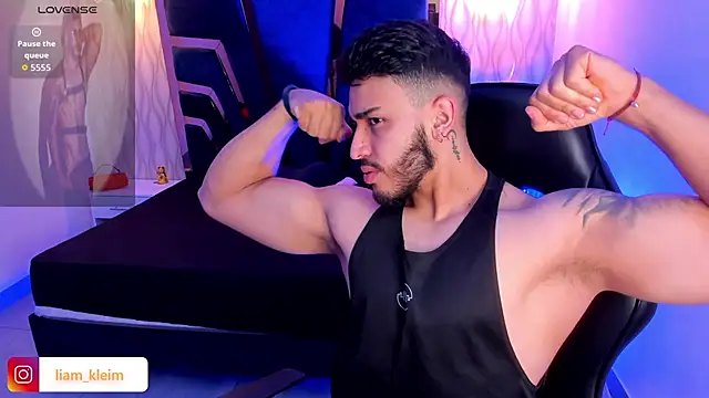 Liam Kleiin online show from 4, 2, 2026