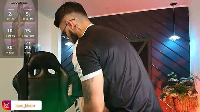 Liam Kleiin online show from 24, 2, 2026