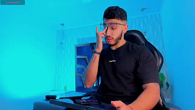 Liam Kleiin online show from 27, 11, 2025