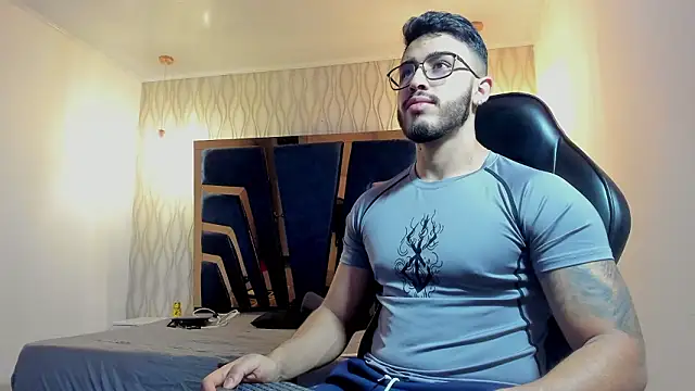 Liam Kleiin online show from 4, 3, 2026