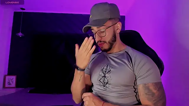 Liam Kleiin online show from 14, 11, 2025