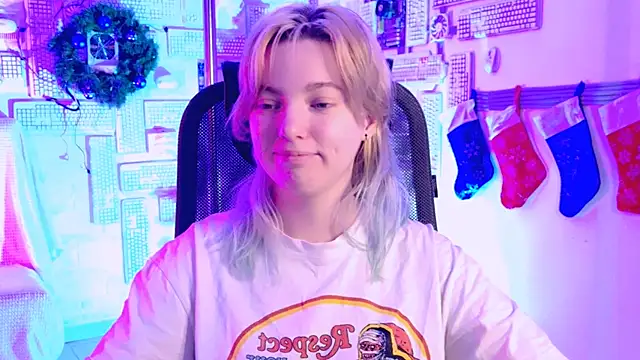 Snapshot of RocKStone_ chatting on 20, 12, 2025 RocKStone online show from 20, 12, 2025