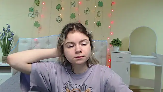TinaRedly online show from 15, 3, 2025