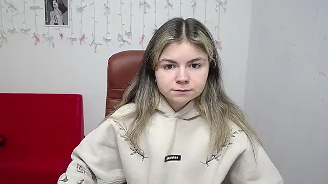 TinaRedly online show from 13, 1, 2026