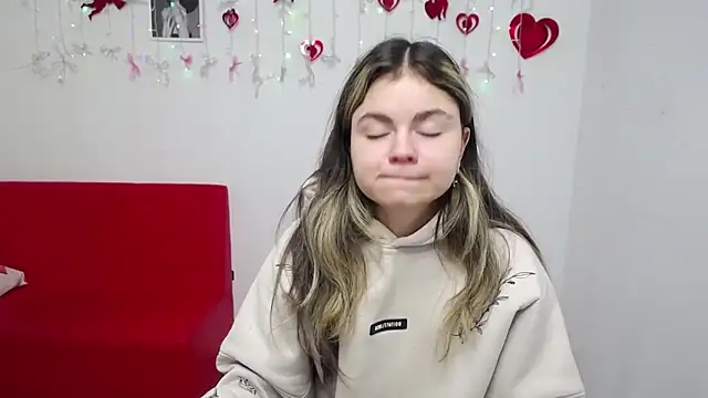 TinaRedly online show from 6, 2, 2026