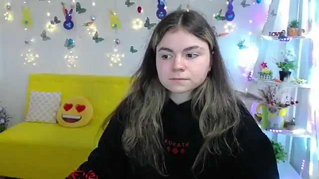 TinaRedly online show from 3, 4, 2026