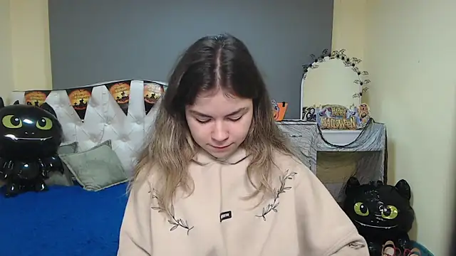 TinaRedly online show from 26, 10, 2025