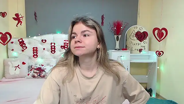 TinaRedly online show from 10, 2, 2026