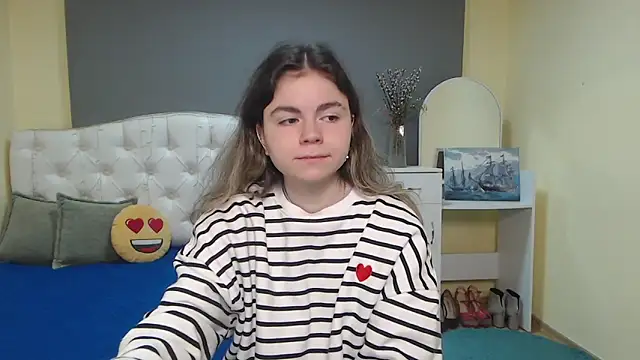 TinaRedly online show from 6, 11, 2025