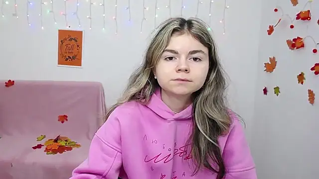 TinaRedly online show from 3, 12, 2025