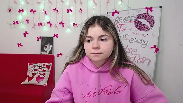 TinaRedly online show from 19, 3, 2026