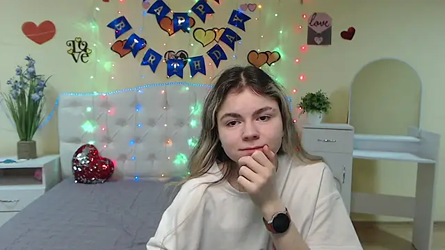 TinaRedly online show from 3, 3, 2025