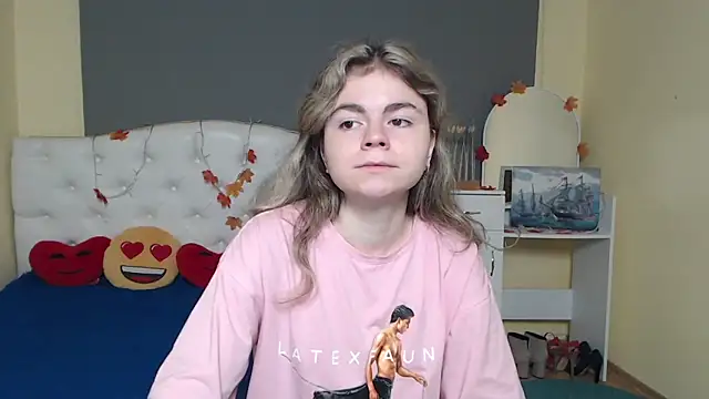 TinaRedly online show from 22, 11, 2025