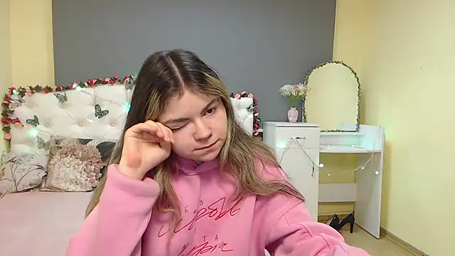 TinaRedly online show from 21, 2, 2026