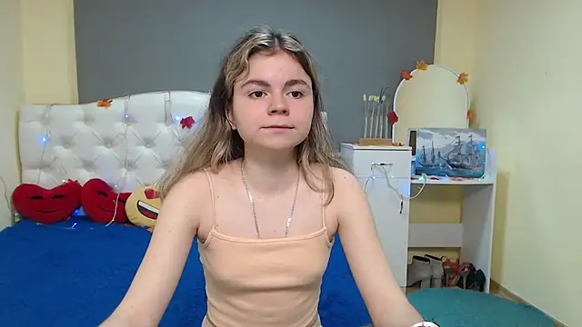 TinaRedly online show from 26, 11, 2025