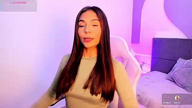 Snapshot of amira_cute2 chatting on 9, 11, 2025 amira cute2 online show from 9, 11, 2025