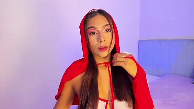 Snapshot of amira_cute2 chatting on 31, 10, 2025 amira cute2 online show from 31, 10, 2025