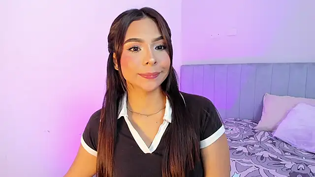 Snapshot of amira_cute2 chatting on 29, 10, 2025 amira cute2 online show from 29, 10, 2025