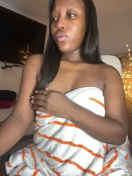 Snapshot of kellya_ chatting on 6, 2, 2025 kellya online show from 6, 2, 2025