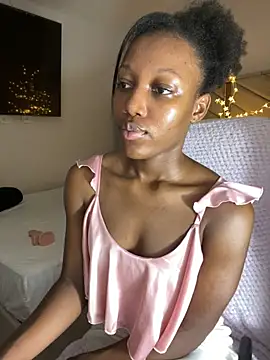 kellya  online show from 23, 3, 2026