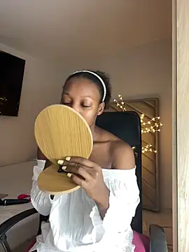 Snapshot of kellya_ chatting on 21, 9, 2025 kellya online show from 21, 9, 2025