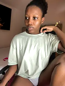 kellya  online show from 22, 10, 2025