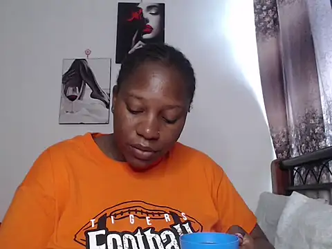 Whimsicalwillow online show from 30, 10, 2025