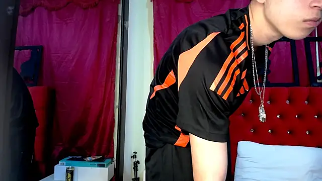  Thomas hot  online show from 21, 3, 2025