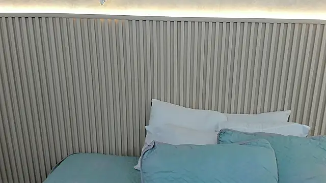 Snapshot of charlottebrowns_ chatting on 4, 5, 2026 charlottebrowns online show from 4, 5, 2026