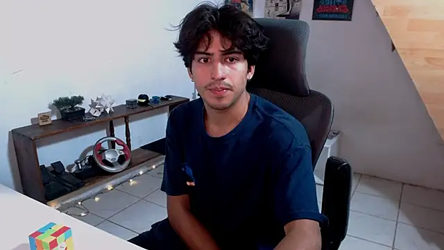 Snapshot of Thieves9 chatting on 19, 11, 2025 Thieves9 online show from 19, 11, 2025