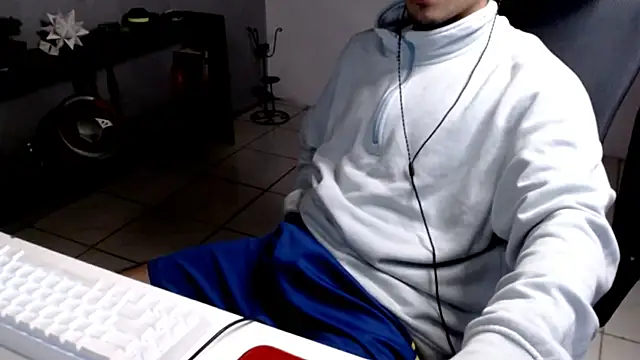 Snapshot of Thieves9 chatting on 12, 1, 2026 Thieves9 online show from 12, 1, 2026