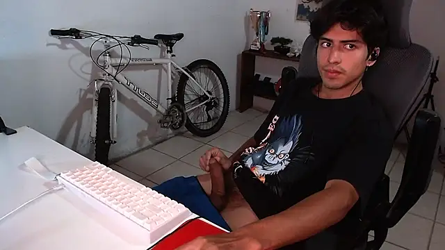 Snapshot of Thieves9 chatting on 22, 10, 2025 Thieves9 online show from 22, 10, 2025